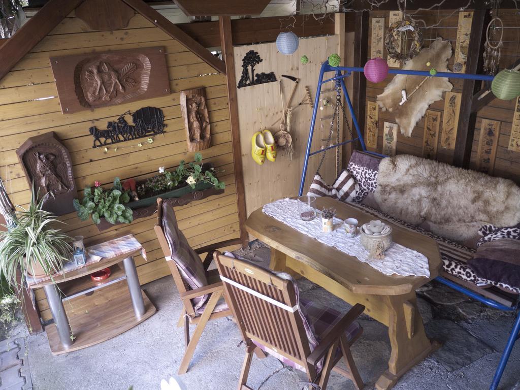 Familien-Ferienwohnung Haustein Konigswalde Bagian luar foto