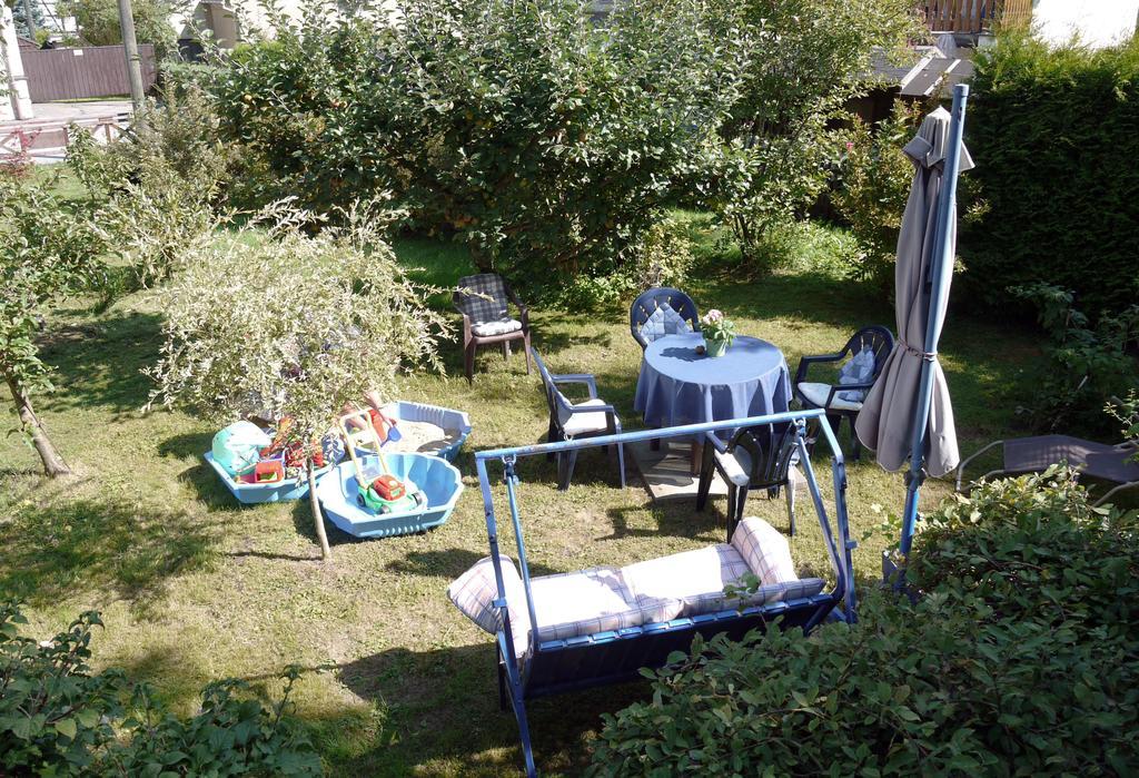 Familien-Ferienwohnung Haustein Konigswalde Bagian luar foto